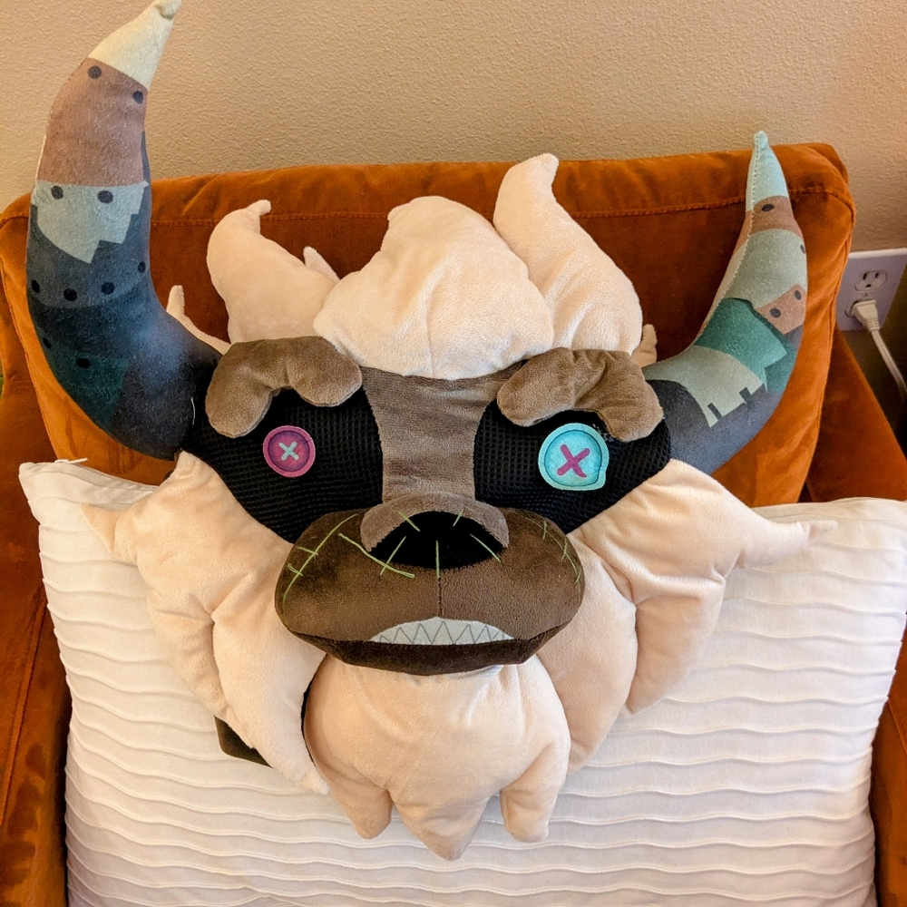 The legend of Zelda Lynel Plush Mask Head Piece Costume